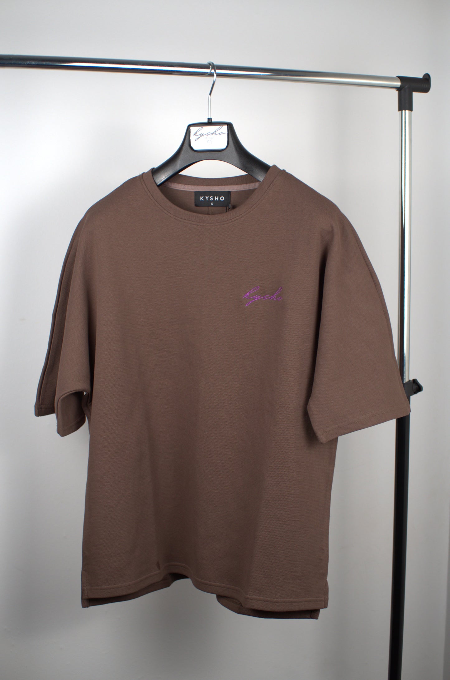 KYSHO Studios T-Shirt JUNO - Brown/Purple